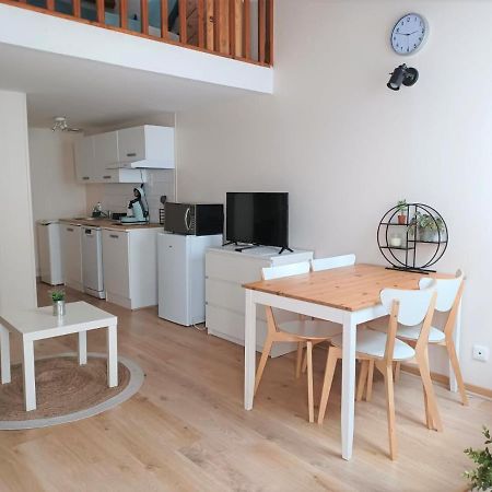 Duplex A La Gare Du Mans Bed & Breakfast เลอม็องส์ ภายนอก รูปภาพ