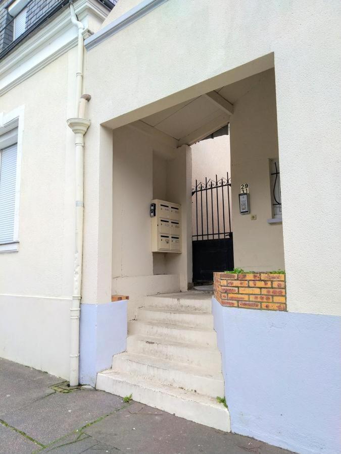 Duplex A La Gare Du Mans Bed & Breakfast เลอม็องส์ ภายนอก รูปภาพ